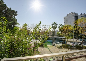 Продаж бізнес центру в районі Лара Анталья