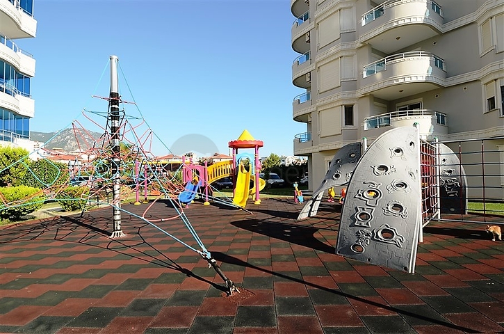 Мебльована квартира з двома спальнями на оренду в Тосмурі