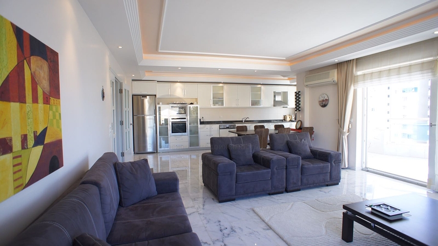 Мебльована квартира з двома спальнями на оренду в Тосмурі