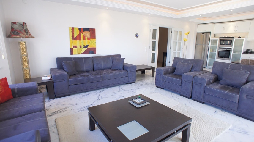 Мебльована квартира з двома спальнями на оренду в Тосмурі