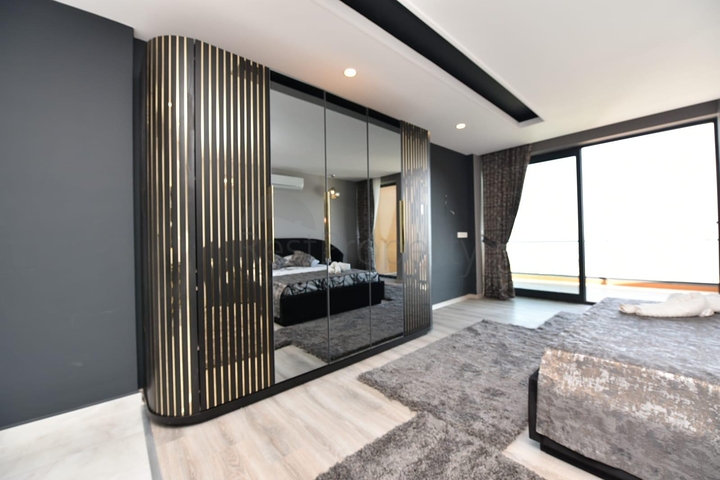 Вілла ВІП рівня для оренди в центрі Аланії