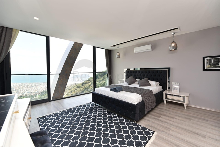 Вілла ВІП рівня для оренди в центрі Аланії