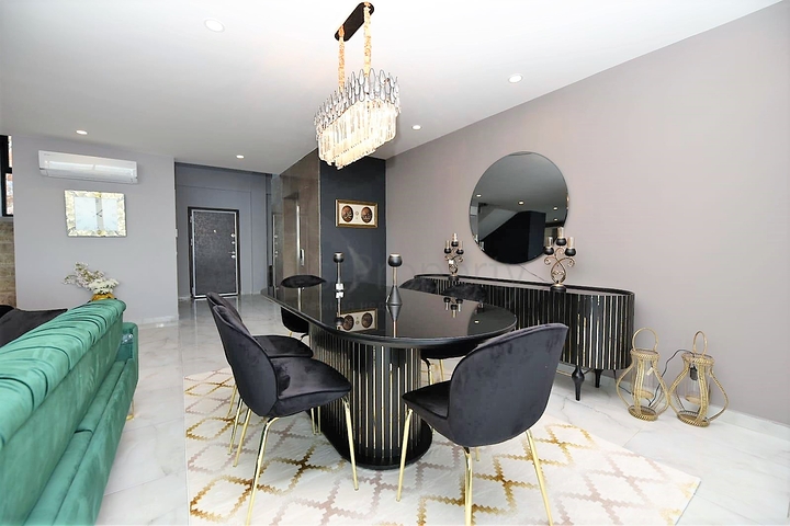 Вілла ВІП рівня для оренди в центрі Аланії