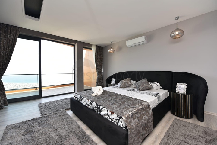 Вілла ВІП рівня для оренди в центрі Аланії