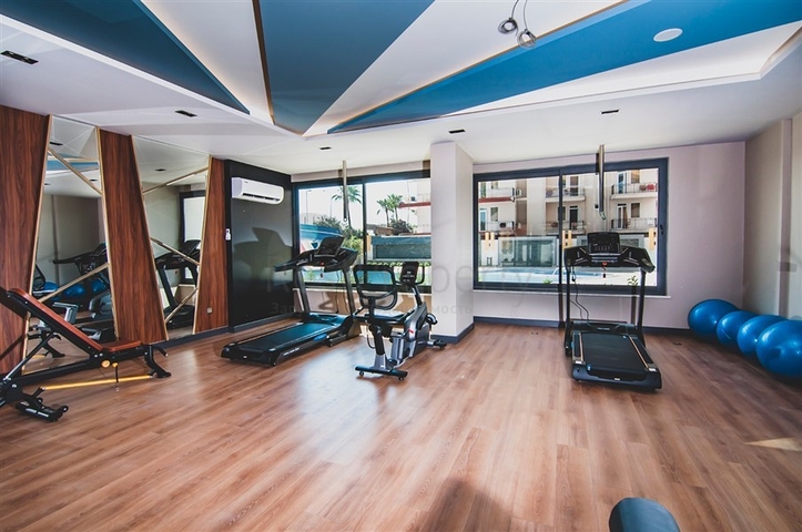 Просторий пентхаус на першій береговій лінії 