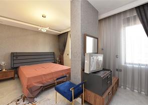 Просторий пентхаус на першій береговій лінії 