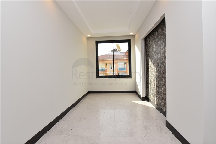 Оренда комерційного приміщення в районі Оба