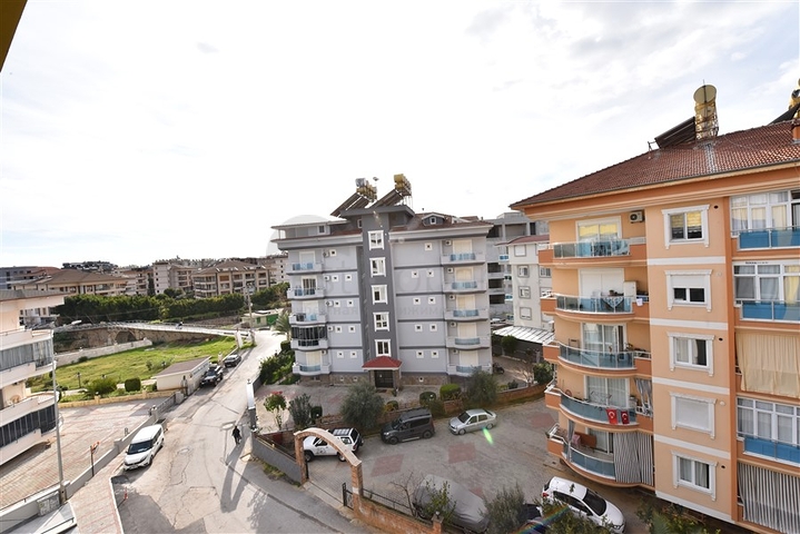 Оренда комерційного приміщення в районі Оба