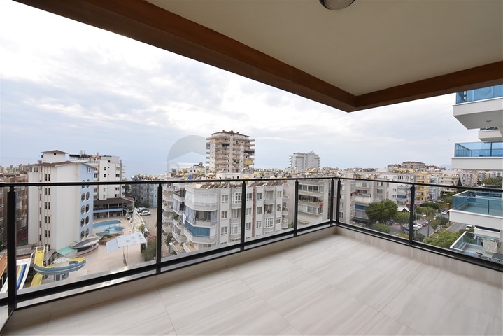 Пентхаус 3 + 1 в Махмутларі на оренду