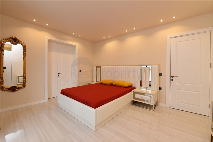 Пентхаус 3 + 1 в Махмутларі на оренду