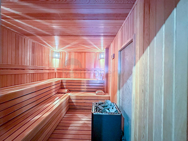 Ультрасучасний дуплекс 3 + 1 зі своїм садом в люксовому комплексі