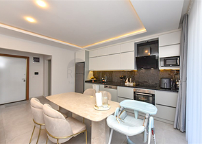 Ультрасучасний дуплекс 3 + 1 зі своїм садом в люксовому комплексі