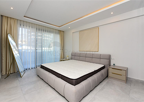 Ультрасучасний дуплекс 3 + 1 зі своїм садом в люксовому комплексі