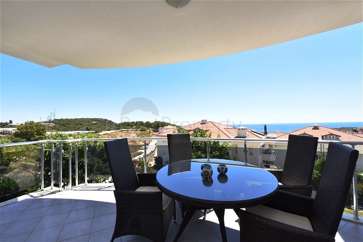 Апартаменти 2 + 1 з видом на море