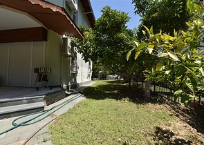 Простора вілла 7 + 1 в районі Кестель