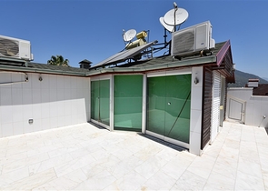 Простора вілла 7 + 1 в районі Кестель