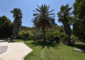 Простора вілла 7 + 1 в районі Кестель