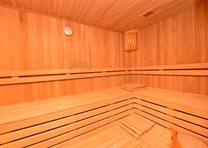 Простора вілла 7 + 1 в районі Кестель