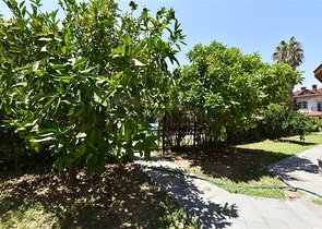 Простора вілла 7 + 1 в районі Кестель