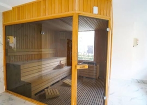 Мебльована трикімнатна квартира в Махмутларі 