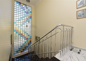 Вілла плануванням 6+1 з окремою кухнею в районі Кестель