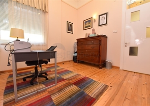 Вілла плануванням 6+1 з окремою кухнею в районі Кестель