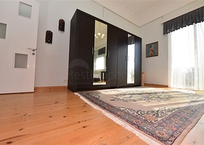 Вілла плануванням 6+1 з окремою кухнею в районі Кестель