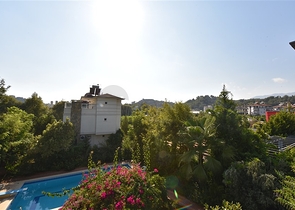 Вілла плануванням 6+1 з окремою кухнею в районі Кестель