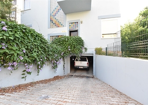 Вілла плануванням 6+1 з окремою кухнею в районі Кестель