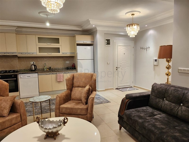 Просторі апартаменти 2+1 в районі Махмутлар в 300 м від моря