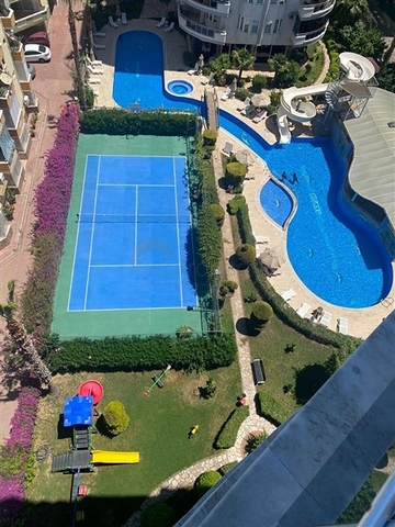 Просторі апартаменти 2+1 в районі Махмутлар в 300 м від моря