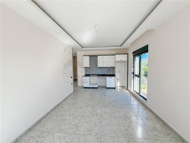 Трикімнатна квартира в новому комплексі Авсаллара