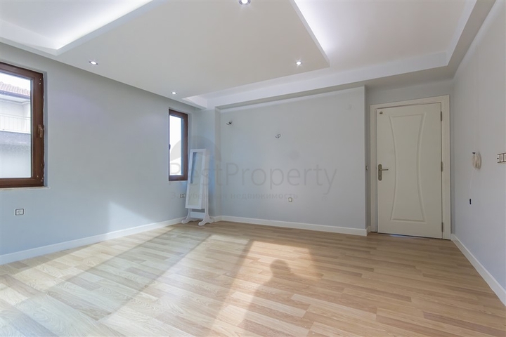 Пентхаус 3 + 1 з видом на море