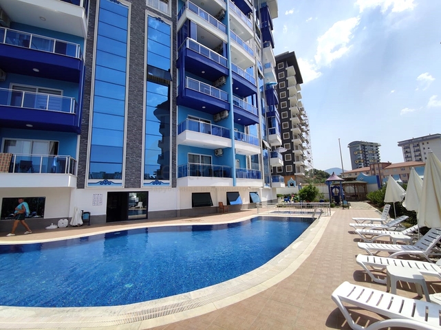 Мебльована квартира 1 + 1 в 700 м від моря