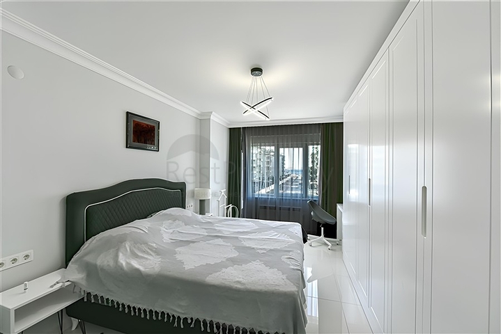 Трикімнатна квартира на оренду тільки на тривалий термін