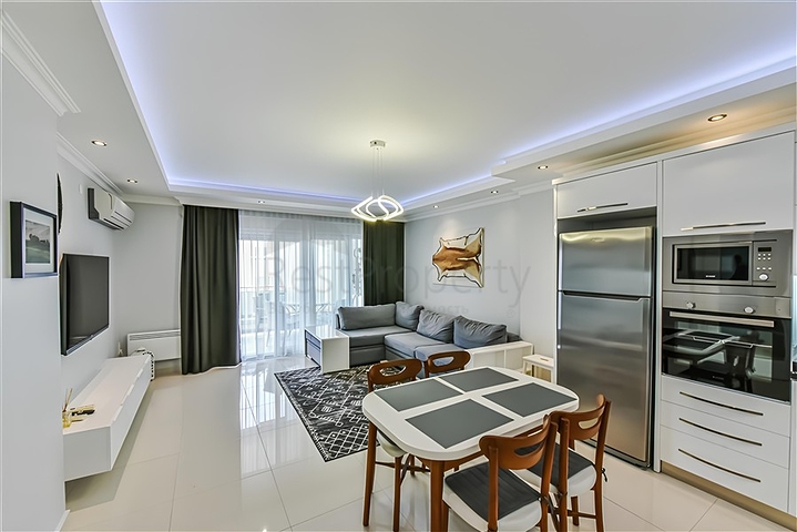 Трикімнатна квартира на оренду тільки на тривалий термін