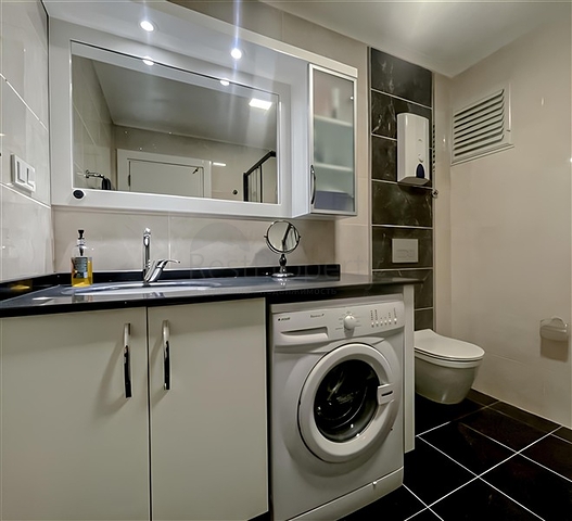 Трикімнатна квартира на оренду тільки на тривалий термін