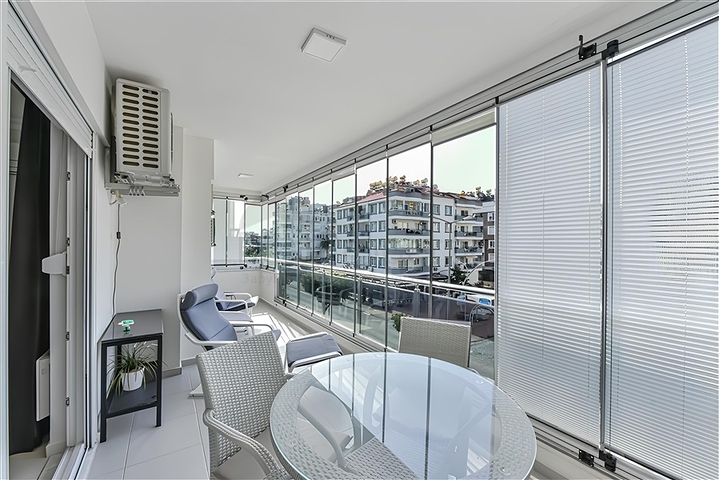 Трикімнатна квартира на оренду тільки на тривалий термін