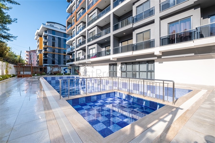 Мебльований пентхаус 2 + 1 в Авсалларі