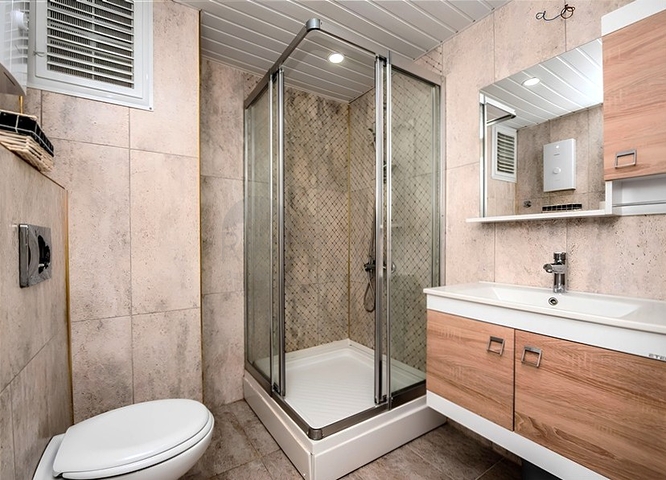 Трикімнатна квартира в районі Махмутлар в 400 м від моря