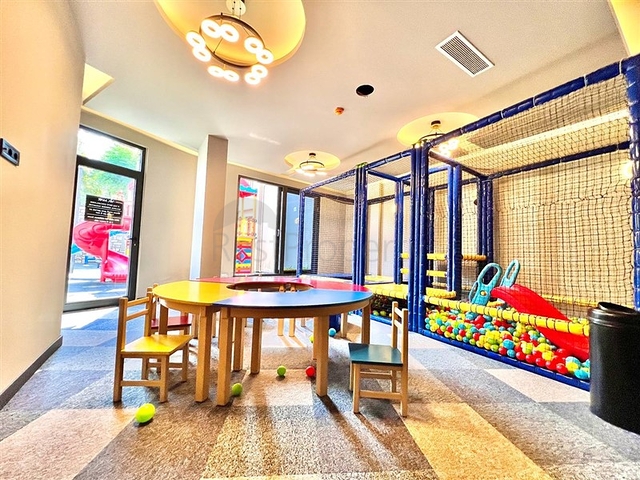 Квартира 1 + 1 з видом на море на першій береговій лінії