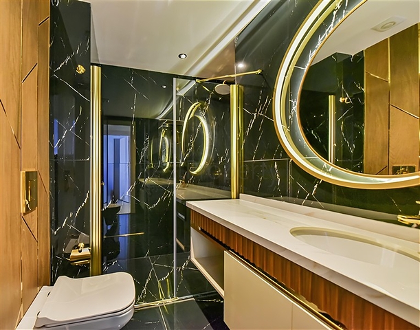 Пентхаус 4+1 в центрі Аланії в 150 м від моря