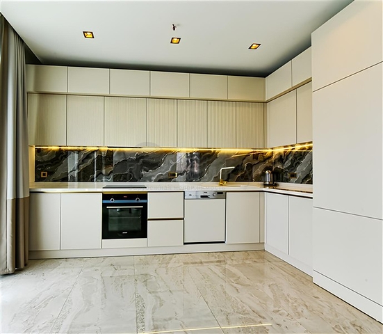 Пентхаус 4+1 в центрі Аланії в 150 м від моря