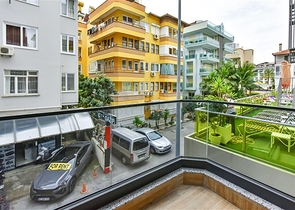 Трикімнатна квартира в 200 м від моря в районі пляжу Клеопатра 