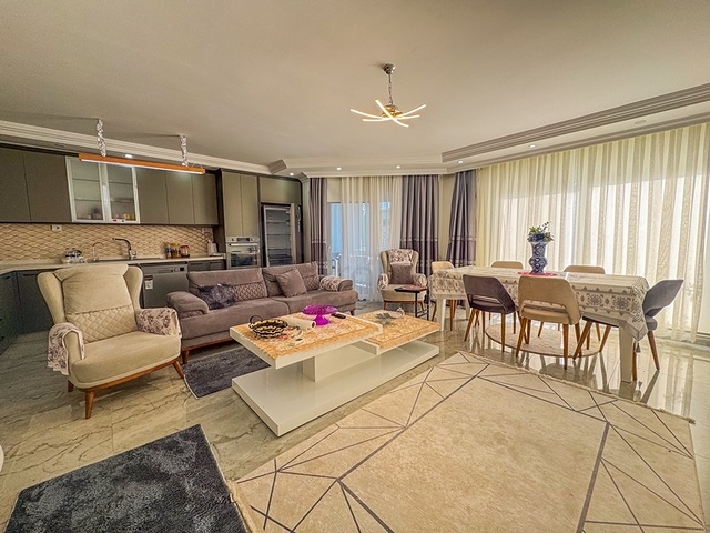 Продаж вілли з видом на море в Аланії / 3 спальні, 170 м2