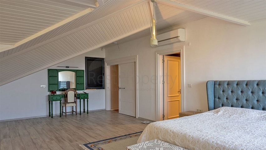 Продаж вілли 4 + 1 в Аланії біля моря / готовий будинок з меблями