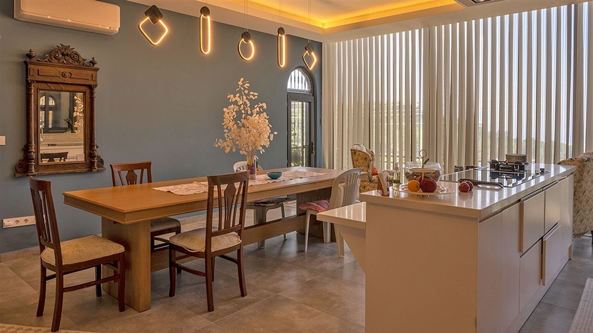 Продаж вілли 4 + 1 в Аланії біля моря / готовий будинок з меблями