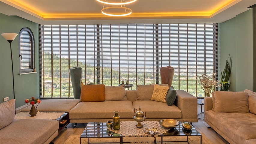 Продаж вілли 4 + 1 в Аланії біля моря / готовий будинок з меблями