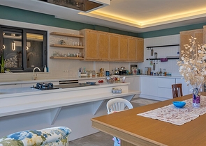 Продаж вілли 4 + 1 в Аланії біля моря / готовий будинок з меблями