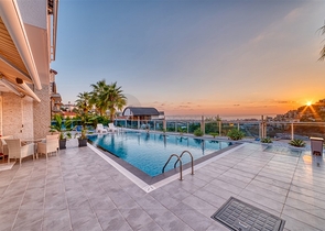 Простора вілла з видом на море і повним комплектом зручностей-ідеальне поєднання розкоші і затишку